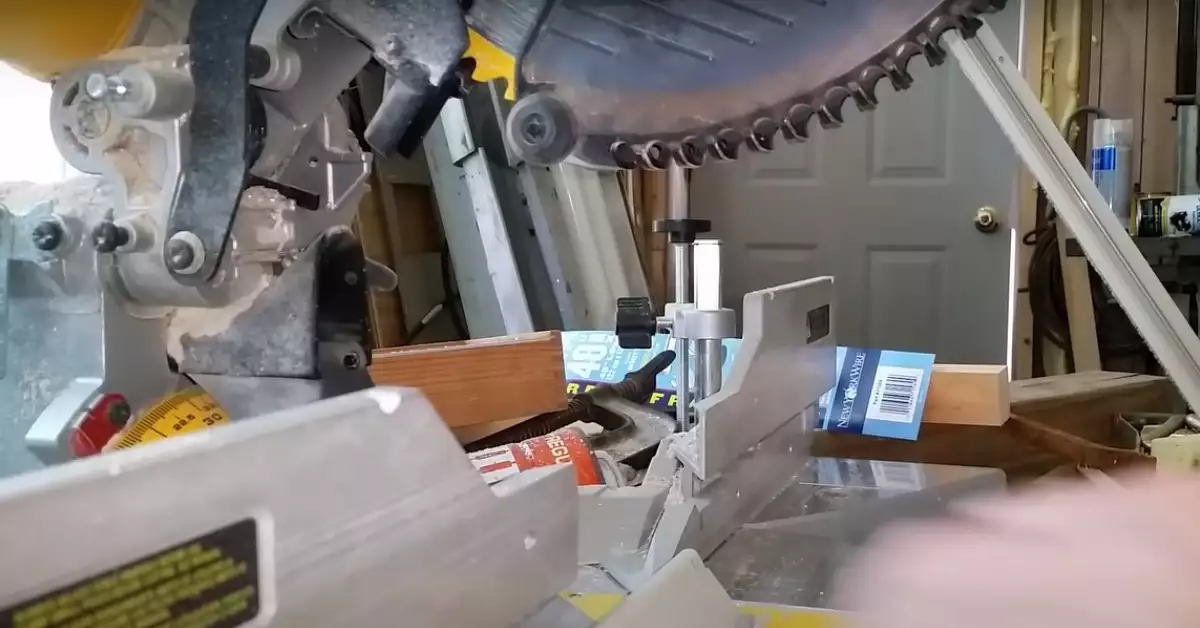 Can You Cut Aluminum with A Miter Saw and How To?