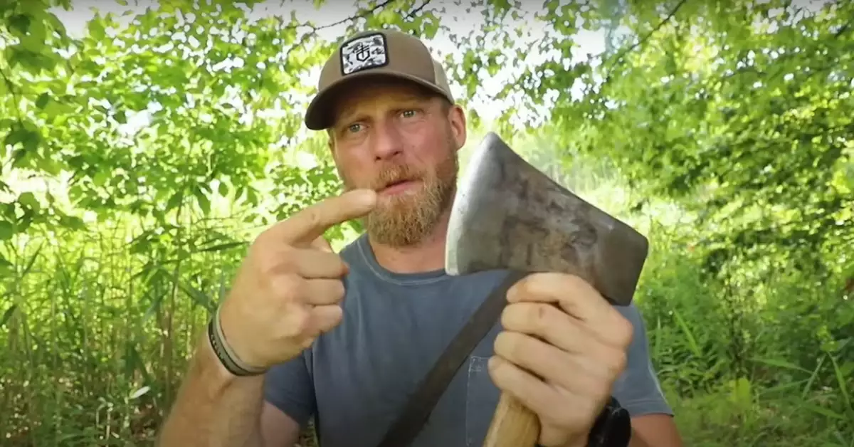 How Sharp Should An Axe Be [Sharpening Guide & Examples]